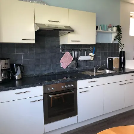 La Belle Vue Апартаменты Born